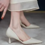 Women’s Heels – Vintage Style & Pointed Toe - Image 4